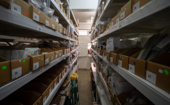 stores racks
